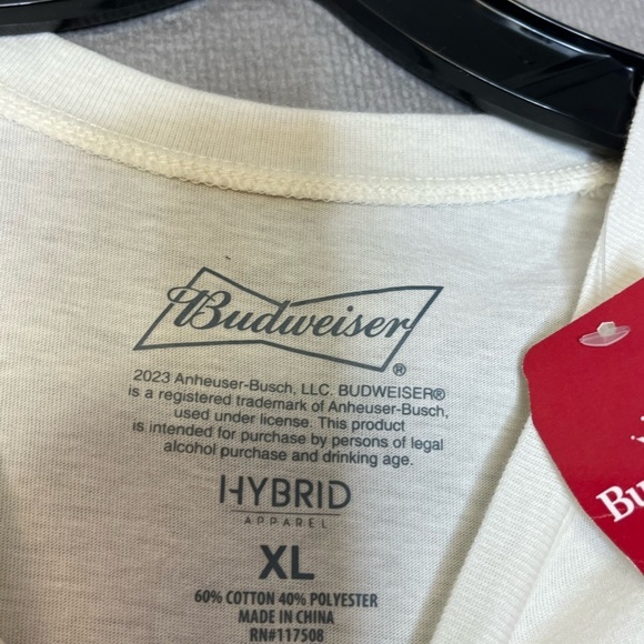🆕 Men’s Size XL Budweiser Short Sleeve Tee White/Red Logo Fast Shipping - Picture 5 of 5